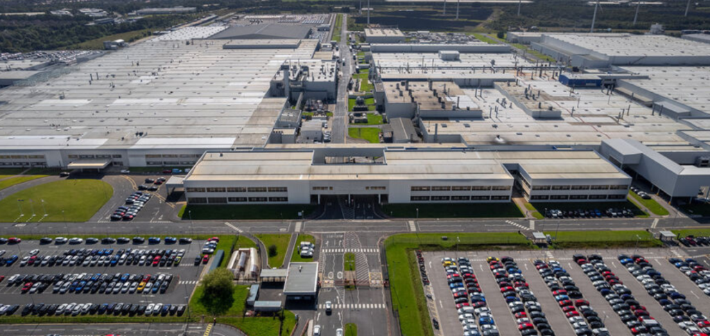 Nissan électrifie l'avenir automobile britannique