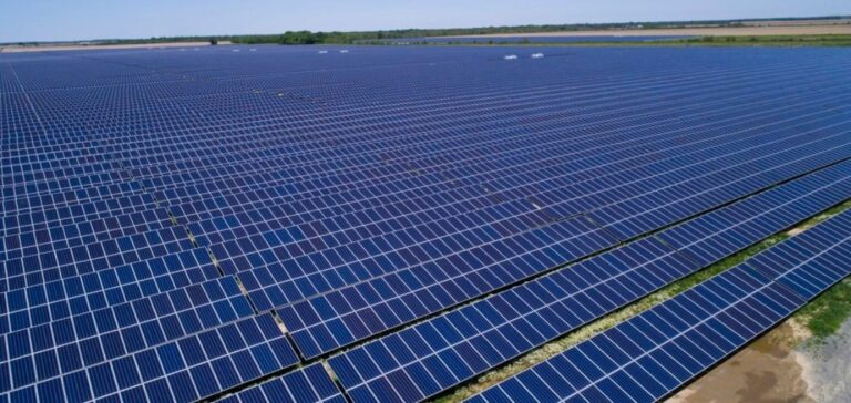 Solaire capacité électrique USA