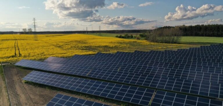 R.Power renforce sa présence en Roumanie avec un vaste portefeuille de projets solaires prometteurs et des partenariats stratégiques.