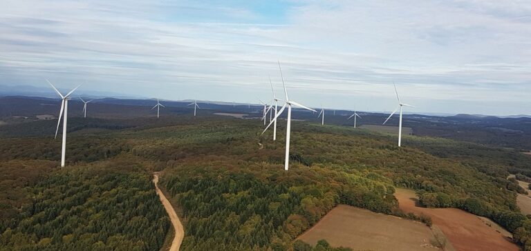 L'EBRD Acquiert une Participation dans Premier Energy pour Soutenir les Énergies Renouvelables.