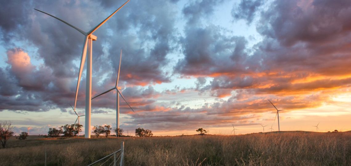 Queensland : Un Projet Hybride Révolutionnaire Assure une Production Énergétique Stable.