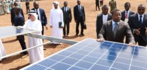 Le Togo progresse dans le renforcement de son infrastructure énergétique avec une nouvelle centrale solaire située à Dapaong.