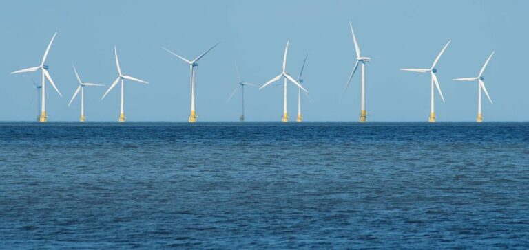 Installation éoliennes Inch Cape