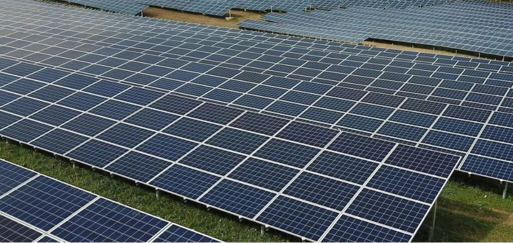 Everwood Capital cède DVP Solar à Glentra Capital pour une somme non divulguée.