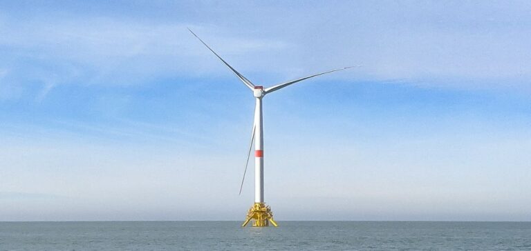 Course au gigantisme éolien