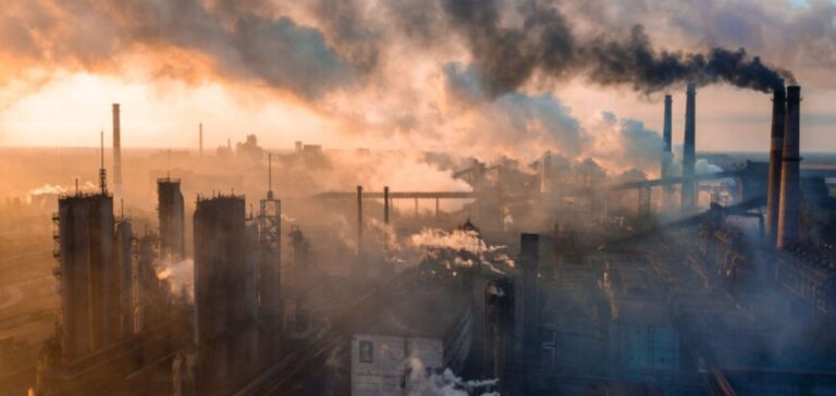 Les activités industrielles, source d'émissions de carbone