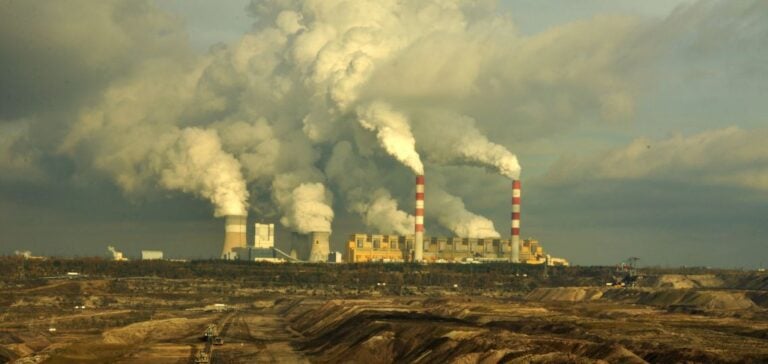 Centrale thermique de Bełchatów, la plus grande de Pologne