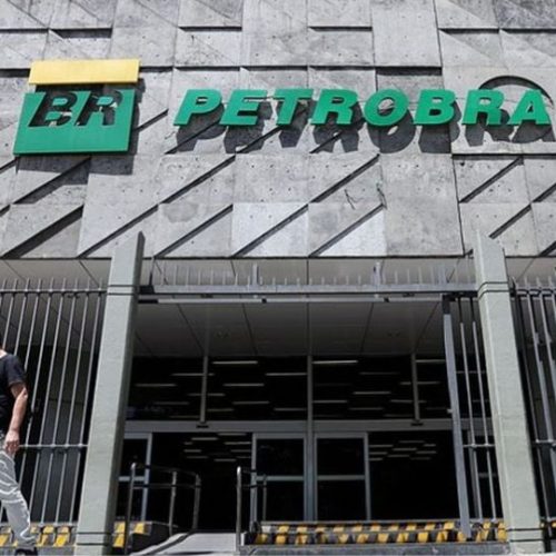 L'entreprise Petrobras change de direction.