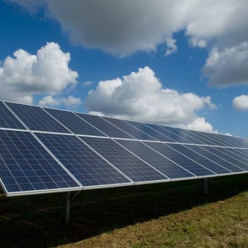 Enel lance la plus grande centrale solaire du nord de l'Italie.