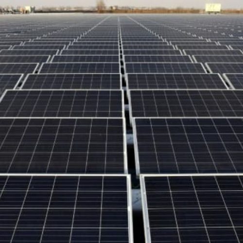 Plus grande ferme solaire en Chine.